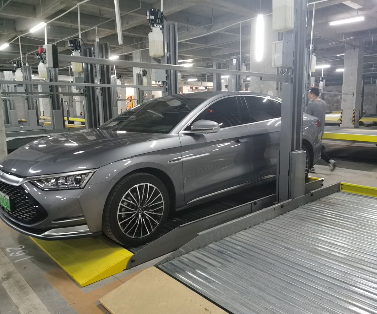 康定小區(qū)雙層機械式立體停車設備